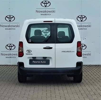 Toyota Proace City Verso cena 84900 przebieg: 73493, rok produkcji 2020 z Wałbrzych małe 172